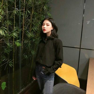 13张高清高冷女生侧脸忧伤头像 氛围感拉满