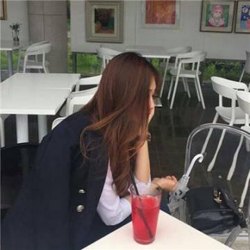 12张高清侧面伤感女生QQ头像 氛围感拉满