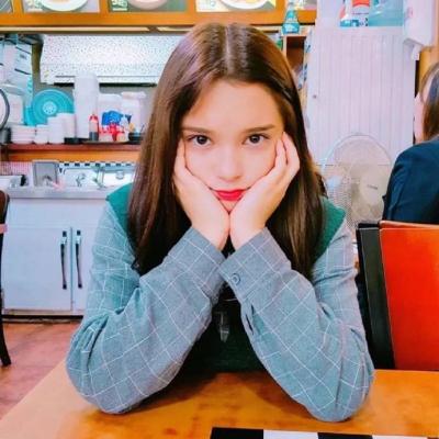 21张高清好看的潮流个性欧美女生头像合集