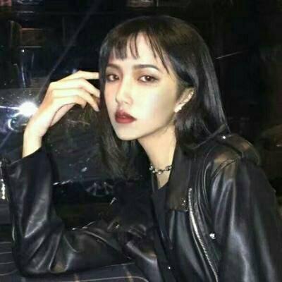 社会痞子女生头像 22张高清痞女爷头像合集来了