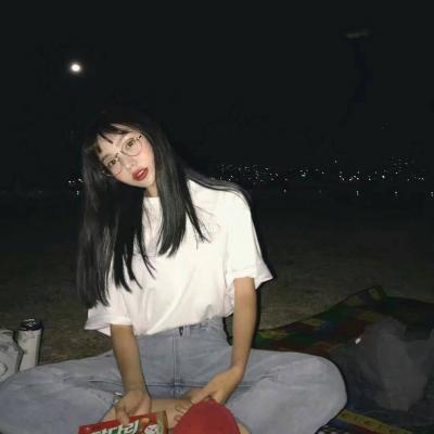 21张超飒女生微信头像 高清好看直接用