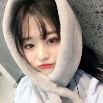 16张高清可爱沉默少女QQ头像 氛围感拉满