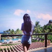 QQ个性女生背影头像合集 共15张