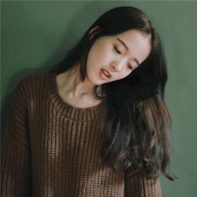 24张简约又温柔的女生头像合集