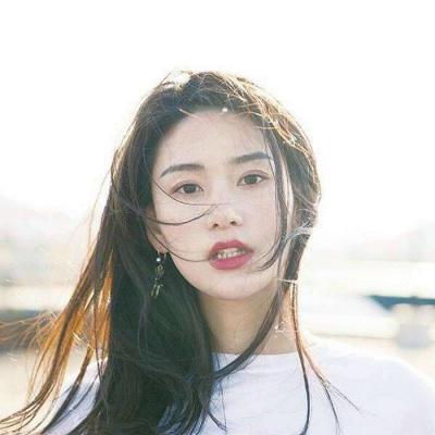 21张高清简约气质森系女生头像 氛围感拉满