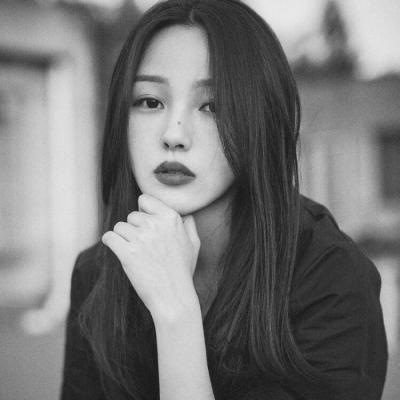 高冷御姐黑白女头像！23张高清好看的头像合集