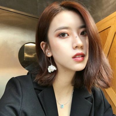 霸气酷感拉满！36张高清野性酷姐女头像合集
