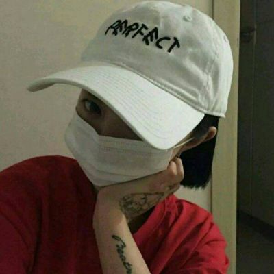 22张高清霸气高冷女生微信头像 直接拿来用