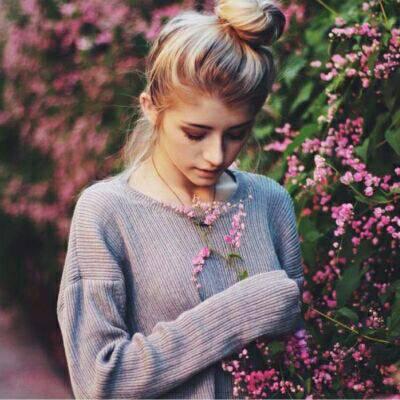 31张高清欧美风意境女生头像合集