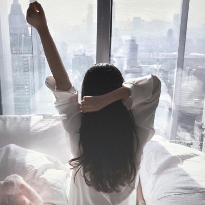 女生唯美背影头像合集 18张高清好看的背影女生头像来了