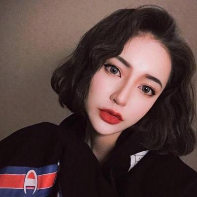 36张超酷短发个性女生头像 高清无水印直接用