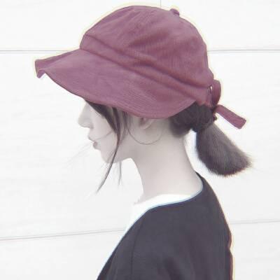 20张酷感拉满的戴帽女生头像 高清无水印直接存