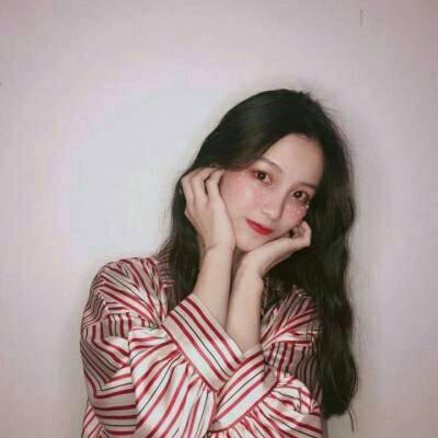 13张无水印可爱女生头像 高清好看的微信头像合集