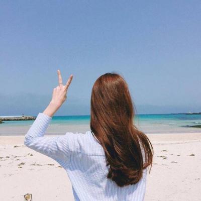 19张高清女生朦胧唯美QQ头像 氛围感拉满