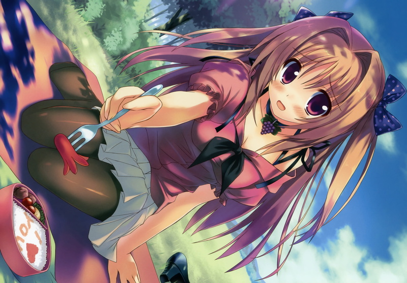 动漫感野餐便当特写！彩色餐盒配香肠超治愈