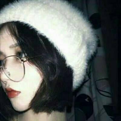 33张超拽霸气冷酷女生头像 高清好看直接用