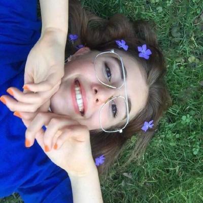 24张高清外国女生QQ头像 好看又实用