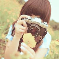 拿相机的青春女生头像合集 35张