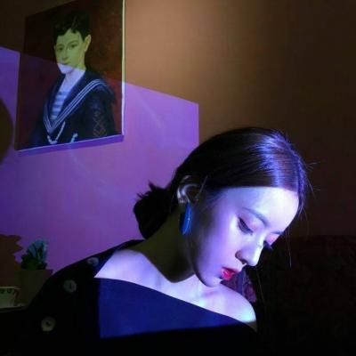 36张高清霸气社会风女生头像 适合当网图用