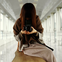 57张女生拿相机的唯美QQ头像合集
