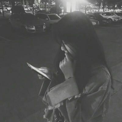 10张高清女生失落伤心头像合集