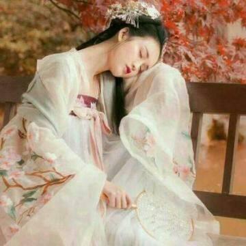 17张高清古风女生头像 氛围感拉满的QQ头像合集