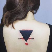 19张好看的女生部位纹身头像合集