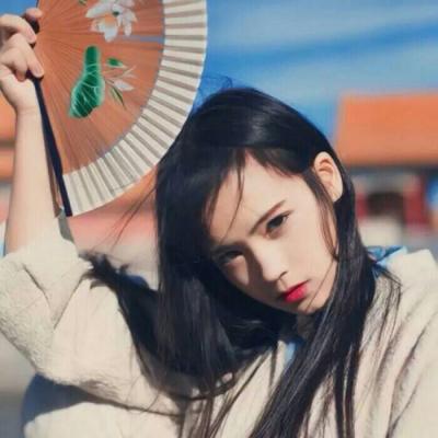 23张高清好看的女生古风微信头像，氛围感拉满