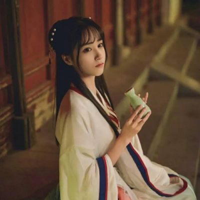 20张高清古风清冷孤傲女生头像合集
