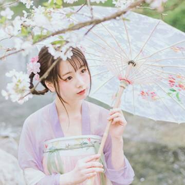 17张高清古风女生头像 氛围感拉满的QQ头像合集