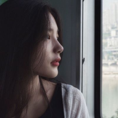 37张高清伤感女生侧面唯美头像图片