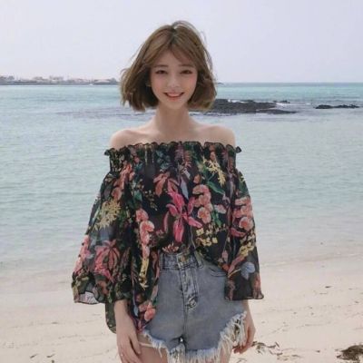 9张高清好看的露肩女生头像 美女露肩头像合集