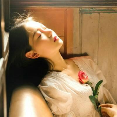 34张高清清纯少女头像 氛围感拉满的干净女生头像合集