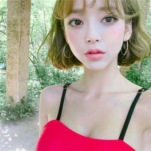 23张高清女生微信头像图 直接用不踩雷