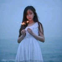 女生面朝大海的微信头像合集 26张唯美氛围感头像来啦