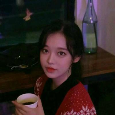 35张带感的伤感颓废女生头像合集