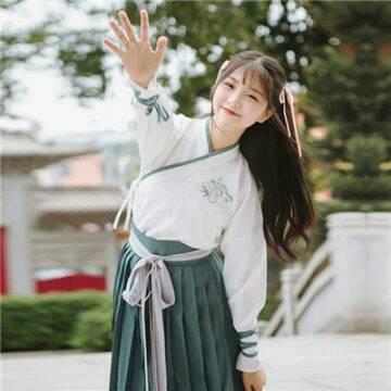 17张高清好看的古风女生QQ头像合集