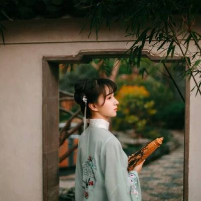 20张高清古风清冷孤傲女生头像合集