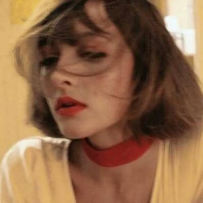 36张个性好看的欧美女生高清头像合集