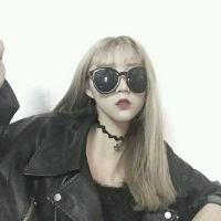 28张好看的非主流女生颓废伤感头像合集