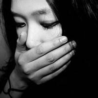 22张超有氛围感的伤心美女头像 哭到让人心疼的女生头像合集