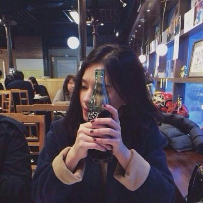 33张高清高冷气质女生头像合集 颜值党直接收藏