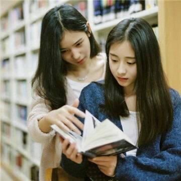 12张氛围感拉满的亲密闺蜜头像，高清又好看