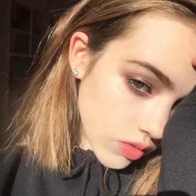 22张高清欧美风个性女生头像 好看又有范儿