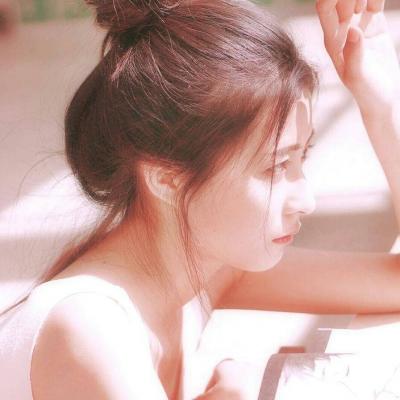 23张高清真实感女生QQ头像合集