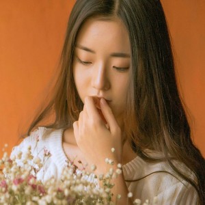 微信思念头像合集！18张高清唯美女生相思头像，安静想你的氛围感拉满