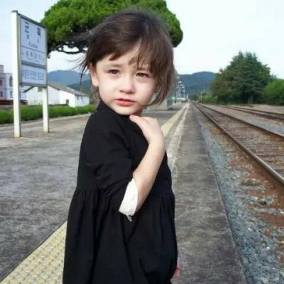 微信头像用软萌小女孩！这组18张图太治愈了