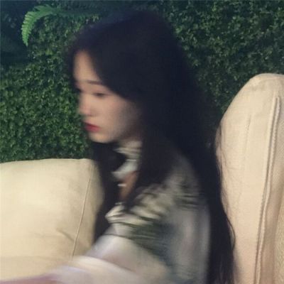 13张高清伤感侧脸女生QQ头像 氛围感拉满