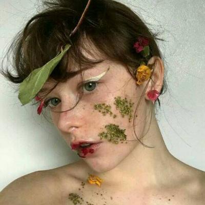 20张高清欧美原宿风女生头像 氛围感直接拉满