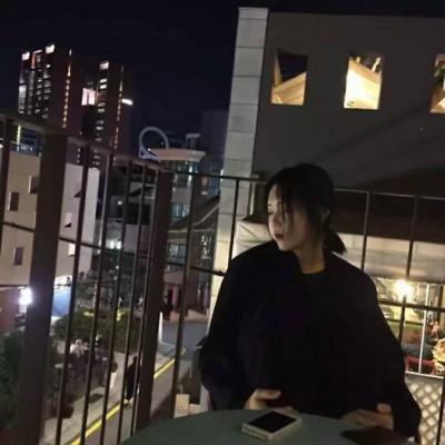 新款颓废伤感女生QQ头像 16张高清好看的颓废女头汇总